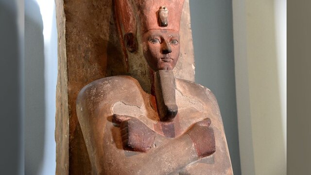 گورهای گمشده چهرههای برجسته تاریخ 7 | نقش نیوز گورهای گمشده چهرههای مشهور