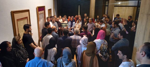 «خال و خط شکسته» افتتاح شد