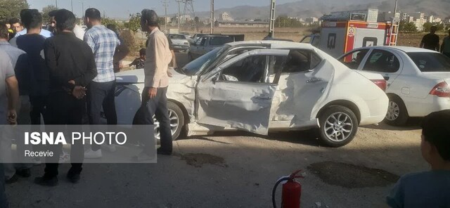 ۵ مصدوم در اثر برخورد دو خودرو در بلوار ارتش همدان