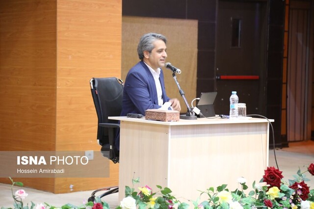 اولین دوره تخصصی کاربرد هوش مصنوعی در بیرجند / ۱