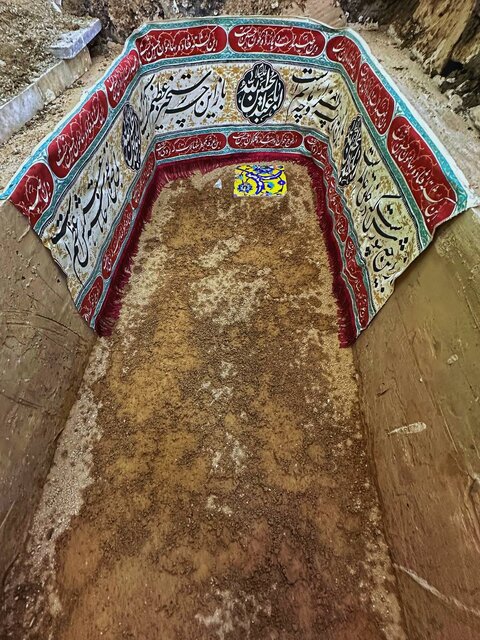 محل دفن مرحوم سیدحسین عرب در امامزاده صالح(ع) تجریش