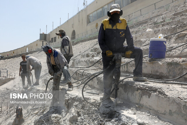 بازسازی آزادی ۱۳۰۰ میلیارد تومان بودجه میخواهد