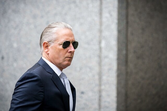 چارلز مک گونیگال اعتراف مامور سابق اف.بی.آی به زد و بند با سرمایه گذار روس نزدیک به پوتین