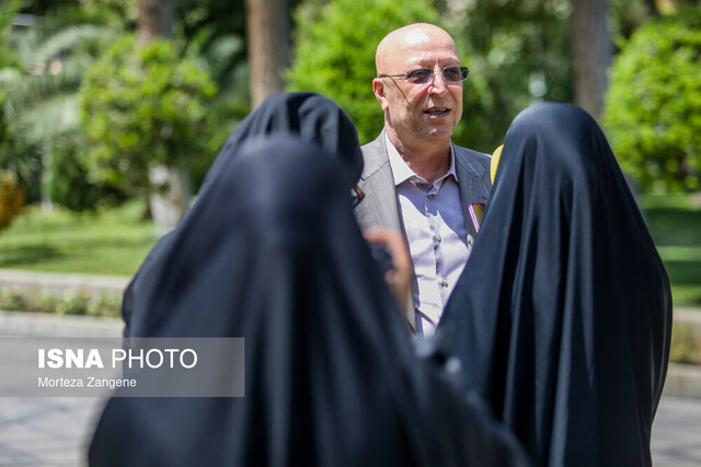 وزیر علوم: خوابگاههای متاهلی را توسعه میدهیم وزیر علوم: خوابگاههای متاهلی را توسعه میدهیم