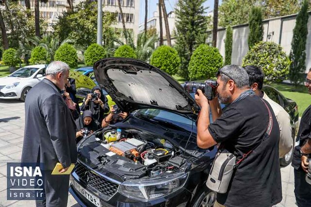 ویدیو / تهران در انتظار خودروهای برقی ویدیو / تهران در انتظار خودروهای برقی