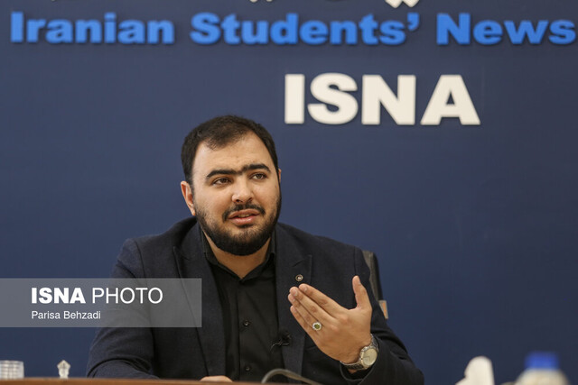 زیر و بم فیلم کوتاه در گفتگو با آذرپندار/ اعتراض سیاسی پذیرفتنی است اما ... زیر و بم فیلم کوتاه در گفتگو با آذرپندار/ اعتراض سیاسی پذیرفتنی است اما ...