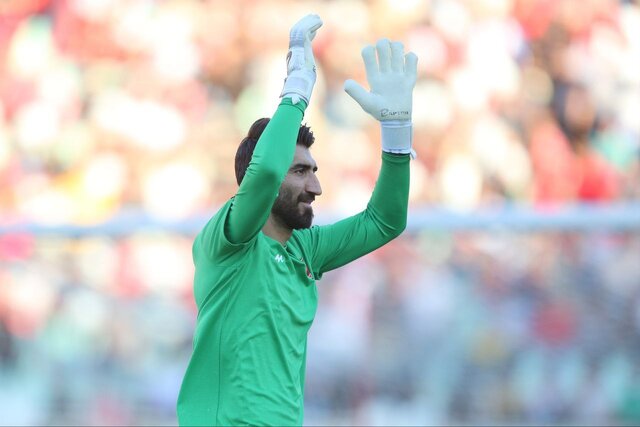 فولاد - پرسپولیس با درگیری شروع شد/ منصوریان محبوب هواداران پرسپولیس!