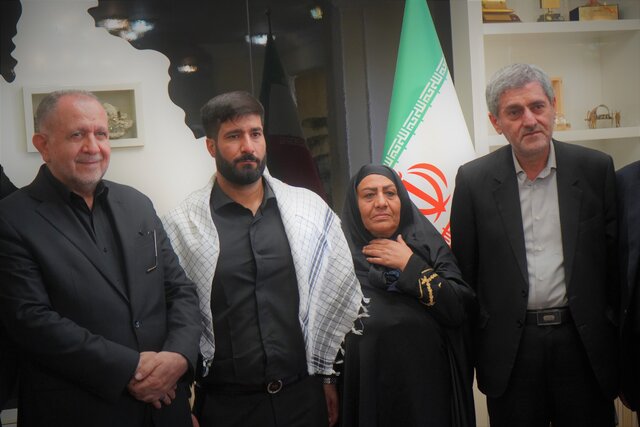 قدردانی از جوان فداکاری که تروریست شاهچراغ را زمینگیر کرد