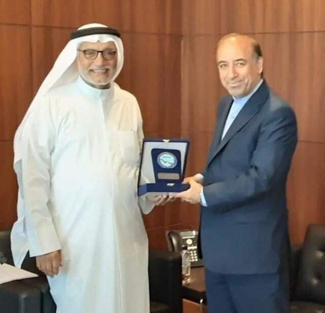 دیدار سفیر ایران در کویت با دبیرکل اجرایی سازمان منطقهای حفظ محیط زیست دریایی مقام کویتی: خلیج فارس ثروتی برای همه کشورهای منطقه است