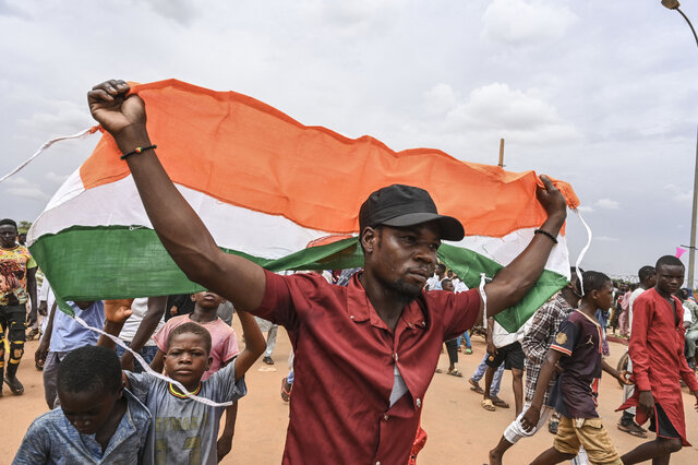 فرانسه نیجر را از دست داد، اما ماکرون هنوز باور ندارد!