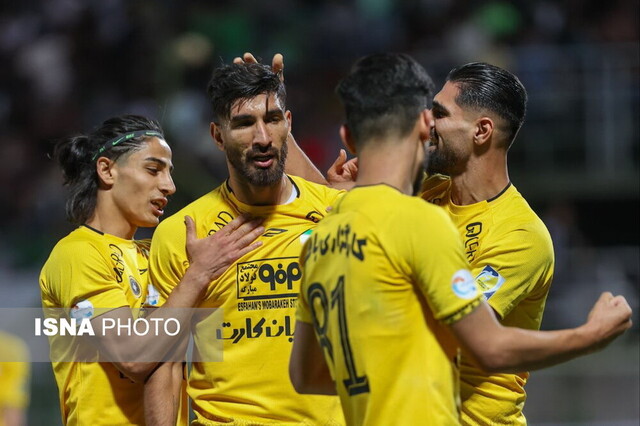 میدان دادن به جوانان، نشان از فکرِ باز سرمربی است  میدان دادن به جوانان، نشان از فکرِ باز سرمربی است