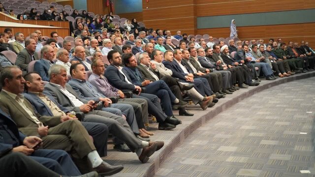 سهمیه استخدامی جامعه ایثارگری در دستگاههای اجرایی لحاظ شود