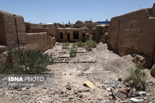 روایتی از سفر یکروزۀ عزتالله ضرغامی به اصفهان