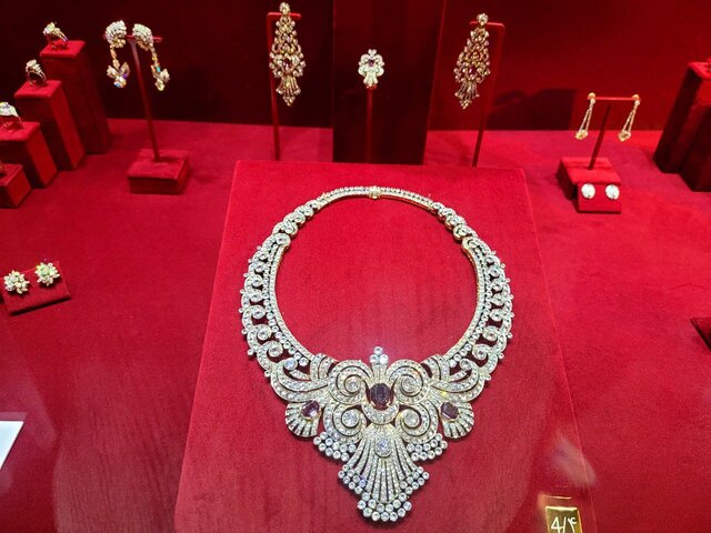 جمعه// گنجینه کمتر دیدهشده در تهران