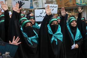 اجتماع و پیاده روی هیات مذهبی بانوان استان قم