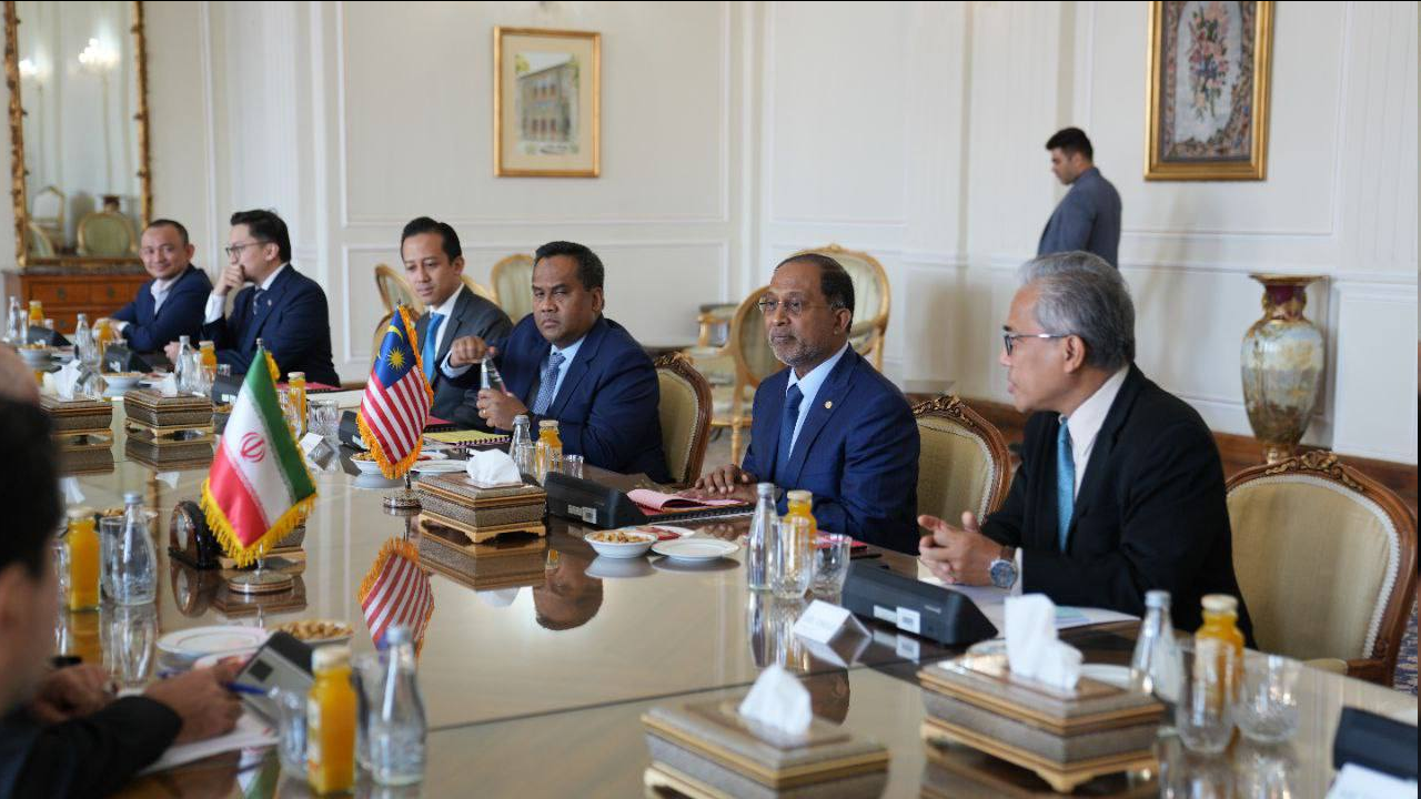 برگزاری مذاکرات وزیران خارجه ایران و مالزی در تهران