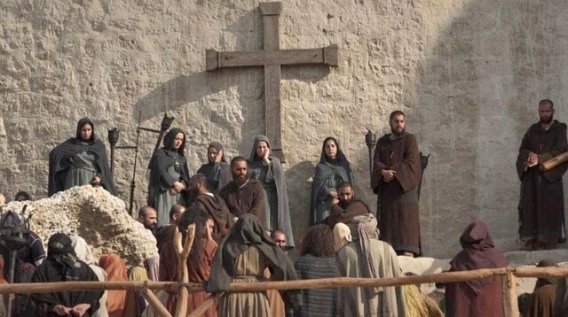 صحنههای فیلمبرداری شده در قشم از سریال سلمان فارسی ۸۵ هزار متر برای ساخت بناهای ساسانیان در «سلمان فارسی»/تکلیف دکورهای قدیمی غزالی چه میشود؟