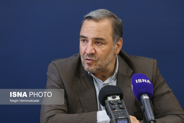 بهرام‌نیا: تفویض واقعی اختیارات به استانداران، تاثیر زیادی در توسعه استان‌ها دارد
