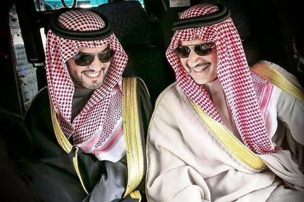 فهد بن نافل، رئیس باشگاه الهلال و از تاجران بزرگ عربستان (سمت چپ) هزینه ۳۴۳ میلیون یورویی الهلال برای جذب بازیکن در تابستان!