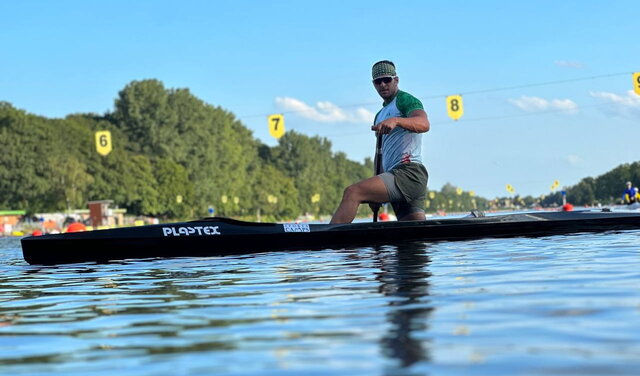 صعود قایقرانان ایران به نیمهنهایی قهرمانی جهان