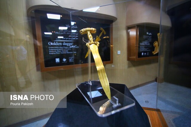 ۱۱ اثر زرین و سیمین همدان در موزه هگمتانه به نمایش درآمد