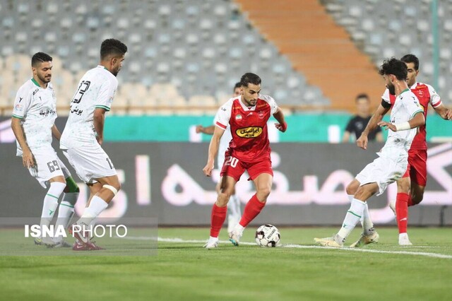 پرسپولیس هافبک زیاد دارد اما مهاجم خیر/ زاهدی مهاجم نیست!