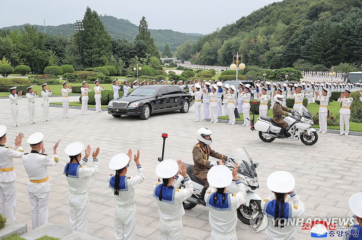 رهبر کره شمالی: ارتش برای «حمله احتمالی» آمریکا و متحدانش آماده باشد