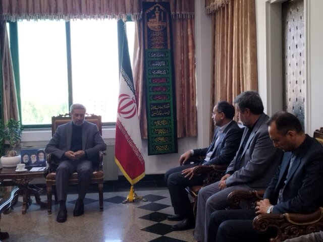 بیش از ۱۵ هزار طرح عمرانی در حوزه سلامت فعال است