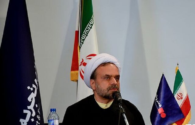مقامی: بخشی از جامعه رنجهای دهه ۶۰ را به شکل دیگری دارند مقامی: بخشی از جامعه رنجهای دهه ۶۰ را به شکل دیگری دارند