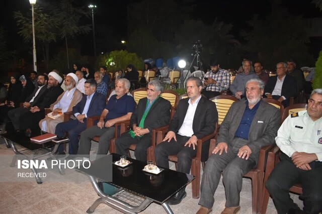 برگزاری شب شعر منطق عاشورایی در بهاباد یزد