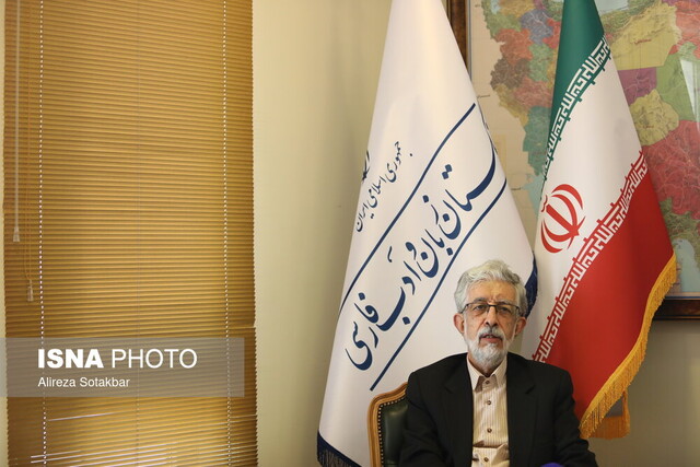 حضورم عین سیاست است اما کار سیاسی نمیکنم