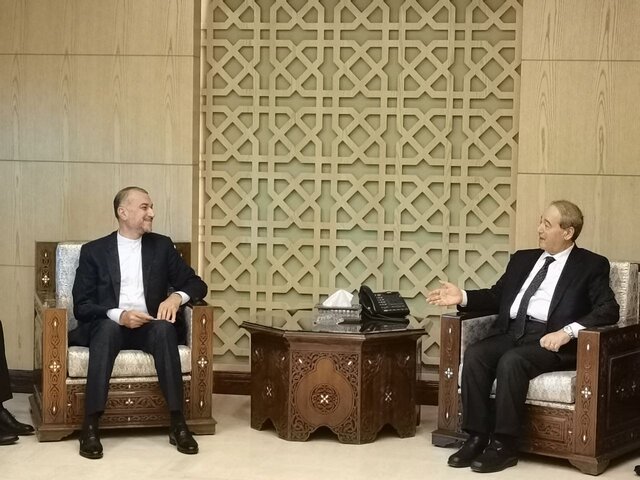 دیدار و رایزنی وزیران امور خارجه ایران و سوریه در دمشق دیدار و رایزنی وزیران امور خارجه ایران و سوریه در دمشق