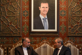 دیدار حسین امیرعبداللهیان، وزیر امور خارجه ایران با فیصل مقداد، وزیر امور خارجه سوریه در فرودگاه دمشق