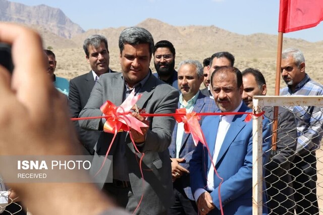 افتتاح طرحهای صنعتی، گردشگری و ورزشی در مهریز