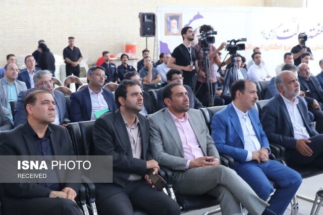 افتتاح طرحهای صنعتی، گردشگری و ورزشی در مهریز