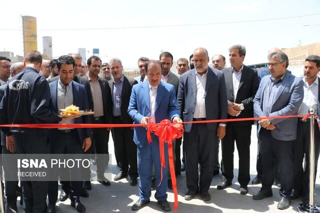 افتتاح طرحهای صنعتی، گردشگری و ورزشی در مهریز