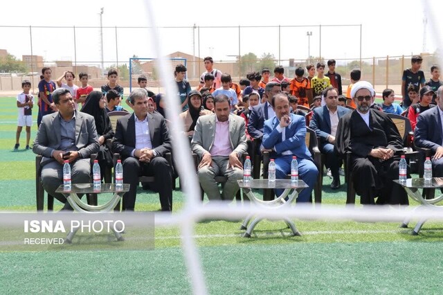 افتتاح طرحهای صنعتی، گردشگری و ورزشی در مهریز