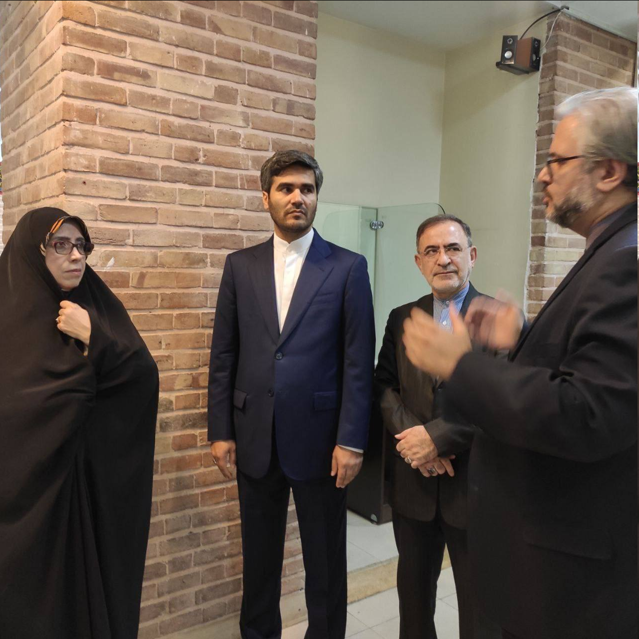 آغاز به کار بخش ویژه «اساتید و هیئت علمی دانشگاه‌ها» در میز خدمت کنسولی وزارت خارجه