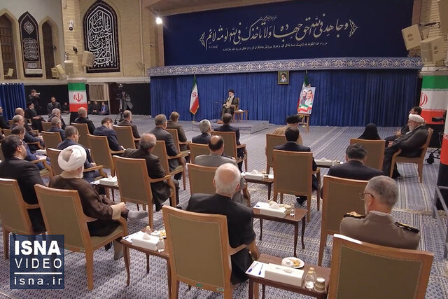 ویدیو / بدون تعارف با دولت در حسینیه امام خمینی (ره)
