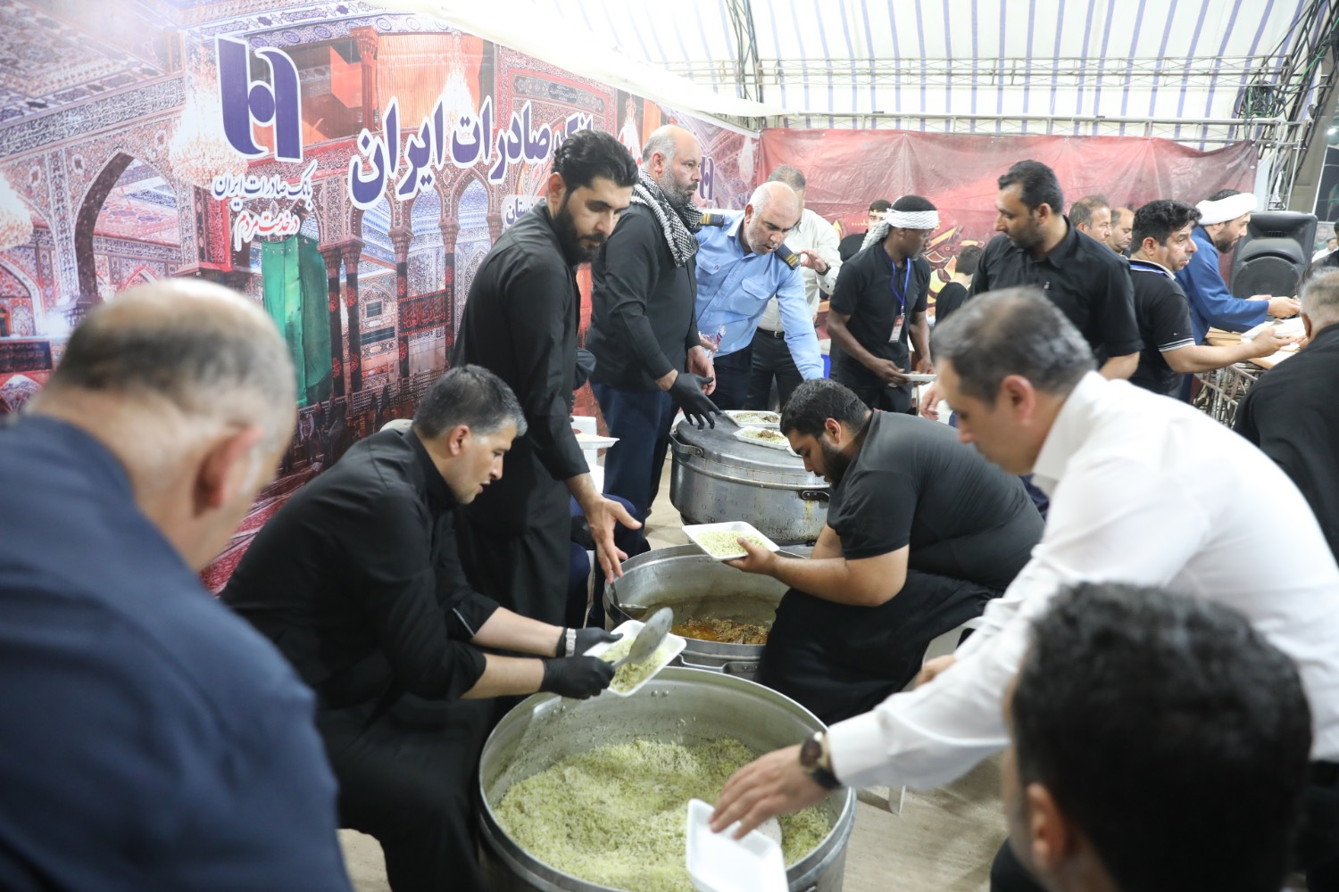 برپایی موکبهای شهدای بانک صادرات در چهار پایانه مرزی اربعین