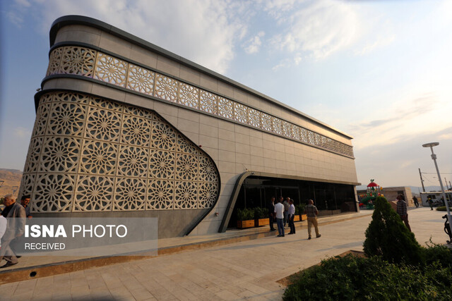 پردیس سینمایی زرقان فارس پردیس سینمایی زرقان فارس افتتاح شد
