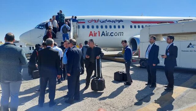 عکس از آرشیو نرخ کاذب بلیت هواپیما چالش جدی زائران اربعین است