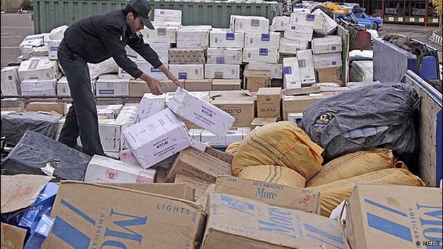 وزارت کشور موظف به شناسایی مسیرهای اصلی ورود کالای قاچاق شد وزارت کشور موظف به شناسایی مسیرهای اصلی ورود کالای قاچاق شد