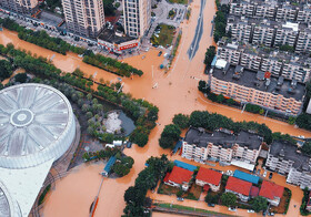 سیل شدید و طغیان رودخانه در شرق چین