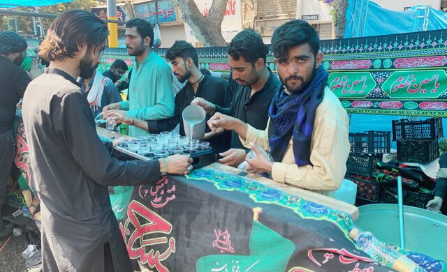 از مسئولان کشوری تا کودکان و نوجوانان در پیادهروی جاماندگان اربعین + عکس و فیلم