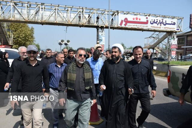 تصاویری از راهپیمایی ۱۲ کیلومتری اربعین حسینی در شهر مرزی آستارا