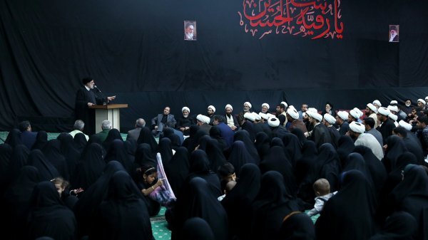 رئیسی: کسری بودجه ۴۸۰ هزار میلیاردی را بدون چاپ پول برطرف کردیم