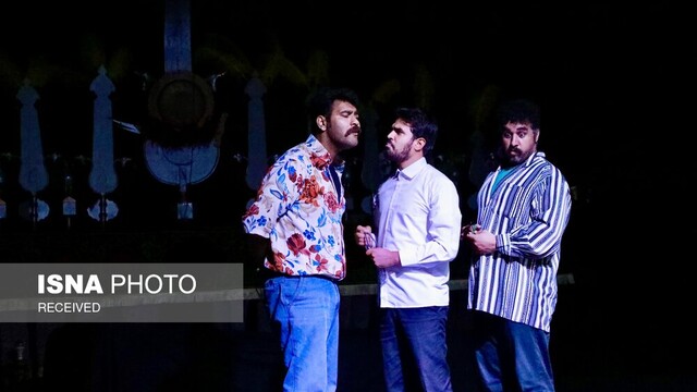 نمایش تئاتر آیینی «زخم عشق» در یزد