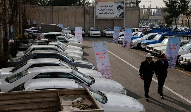 ۷۰۰۰ خودرو توقیفی بلاتکلیف در پارکینگ های کردستان