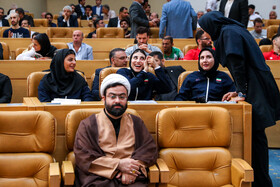 ناهید کیانی، عضو تیم ملی تکواندو در مراسم تجلیل از مدالآوران و قهرمانان ورزشی